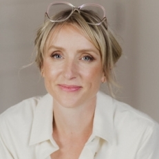 Elizabeth McNally