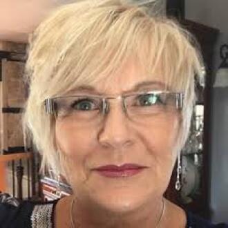 Michele Rowe