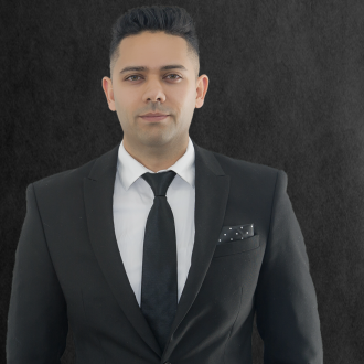 Nas Azizi Realtor