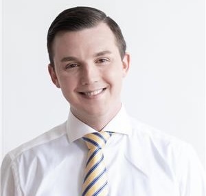 Ian Marshall